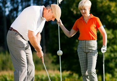 GOLF ON SITE AND LOCALLY COME AND PLAY AROUND WITH YOUR WIFE ? 